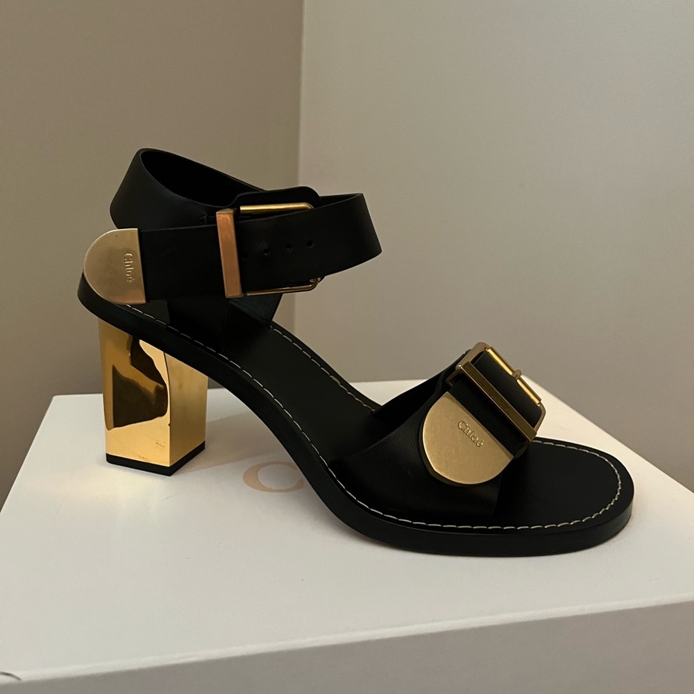 Chloé Rebecca Ankle Strap Slingback Buckled Heels